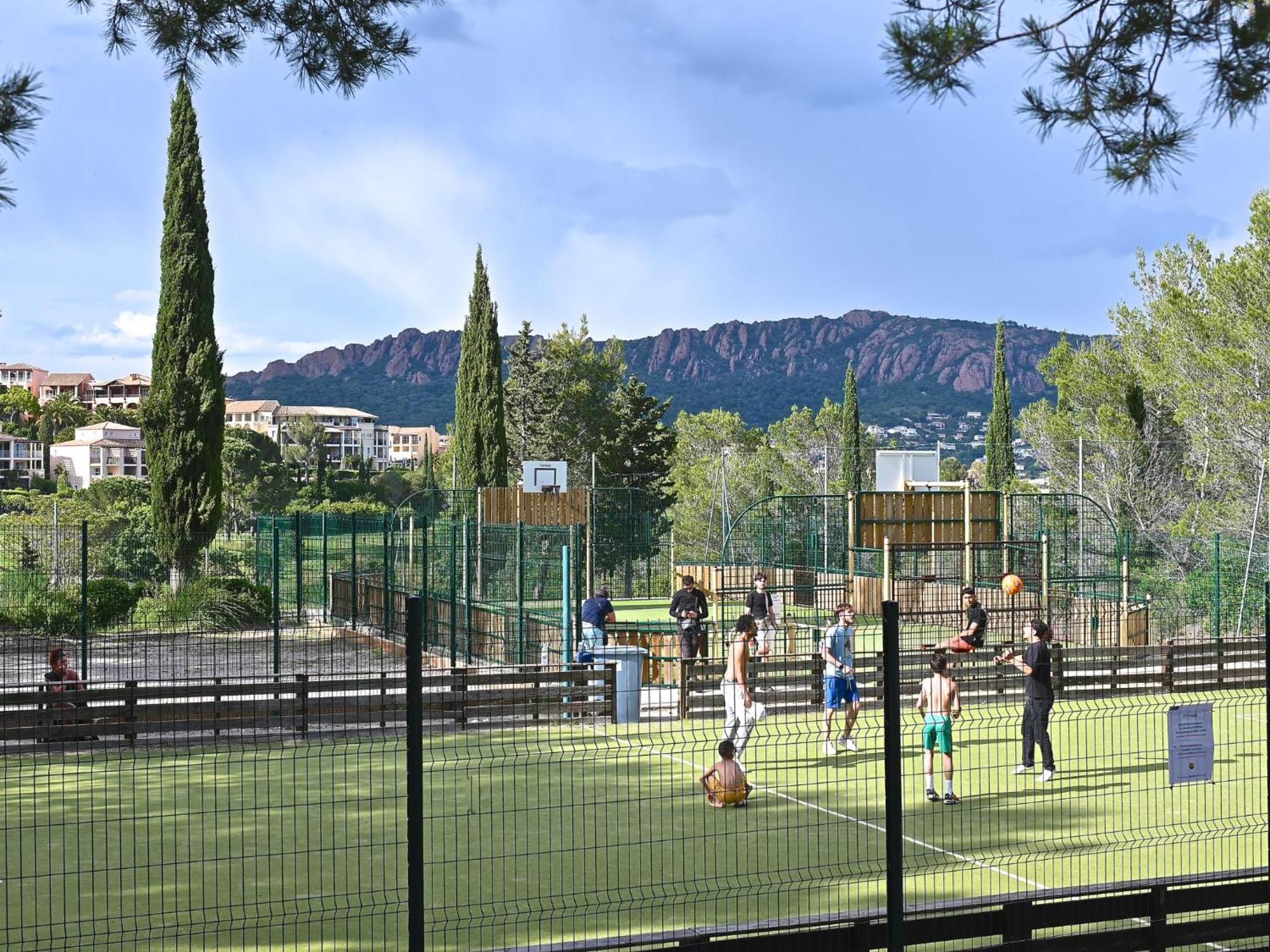 Apartment Village Cap Esterel - Le Village-52 By Interhome Saint-Raphaël Kültér fotó