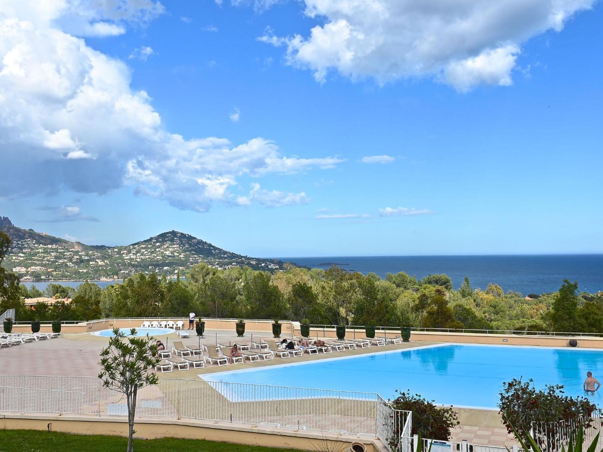Apartment Village Cap Esterel - Le Village-52 By Interhome Saint-Raphaël Kültér fotó