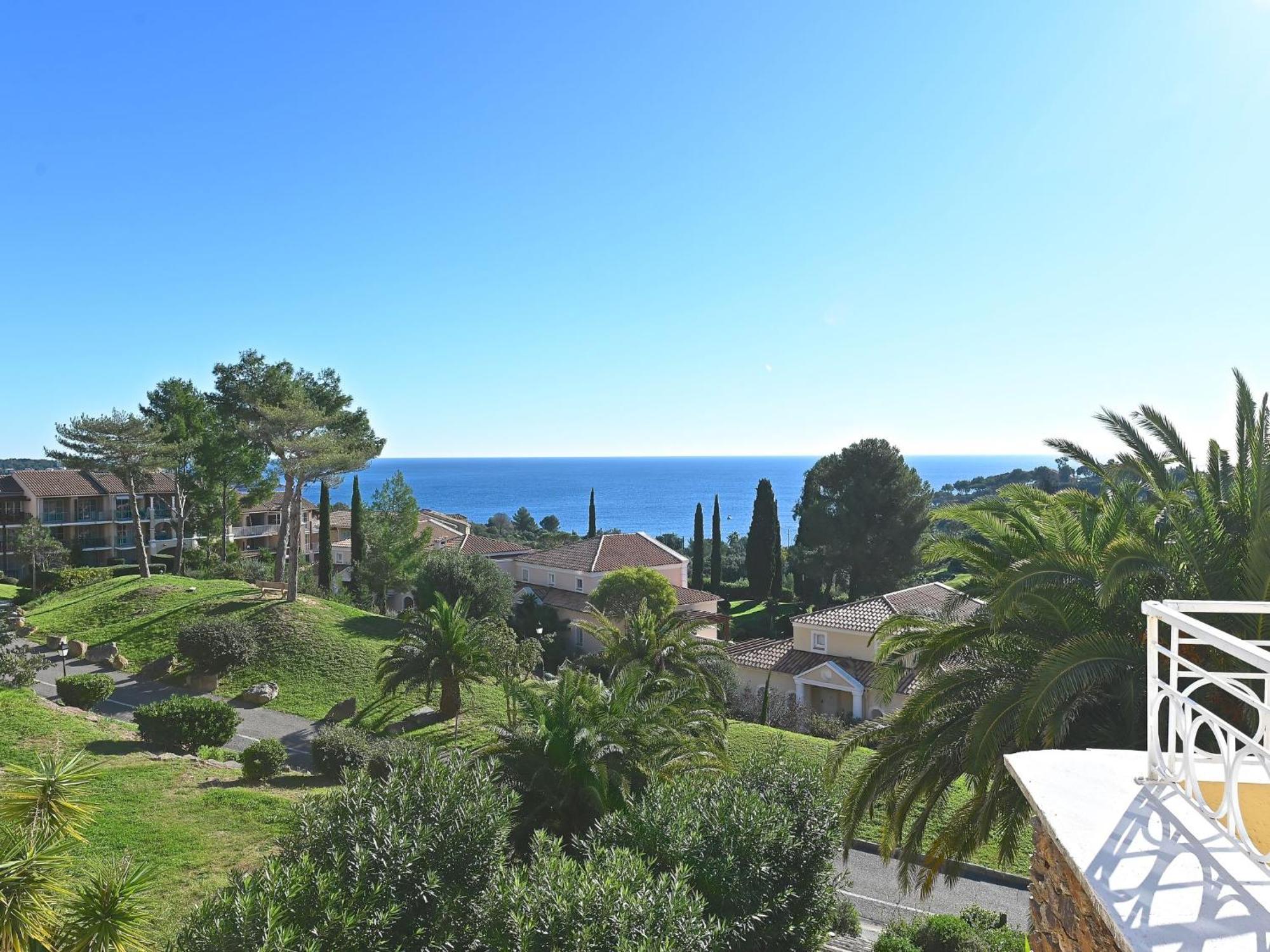 Apartment Village Cap Esterel - Le Village-52 By Interhome Saint-Raphaël Kültér fotó