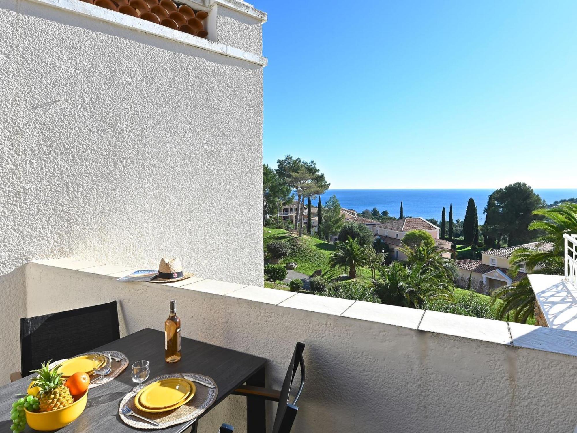 Apartment Village Cap Esterel - Le Village-52 By Interhome Saint-Raphaël Kültér fotó